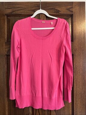 Tahari Bright Pink Crewneck Sweater
